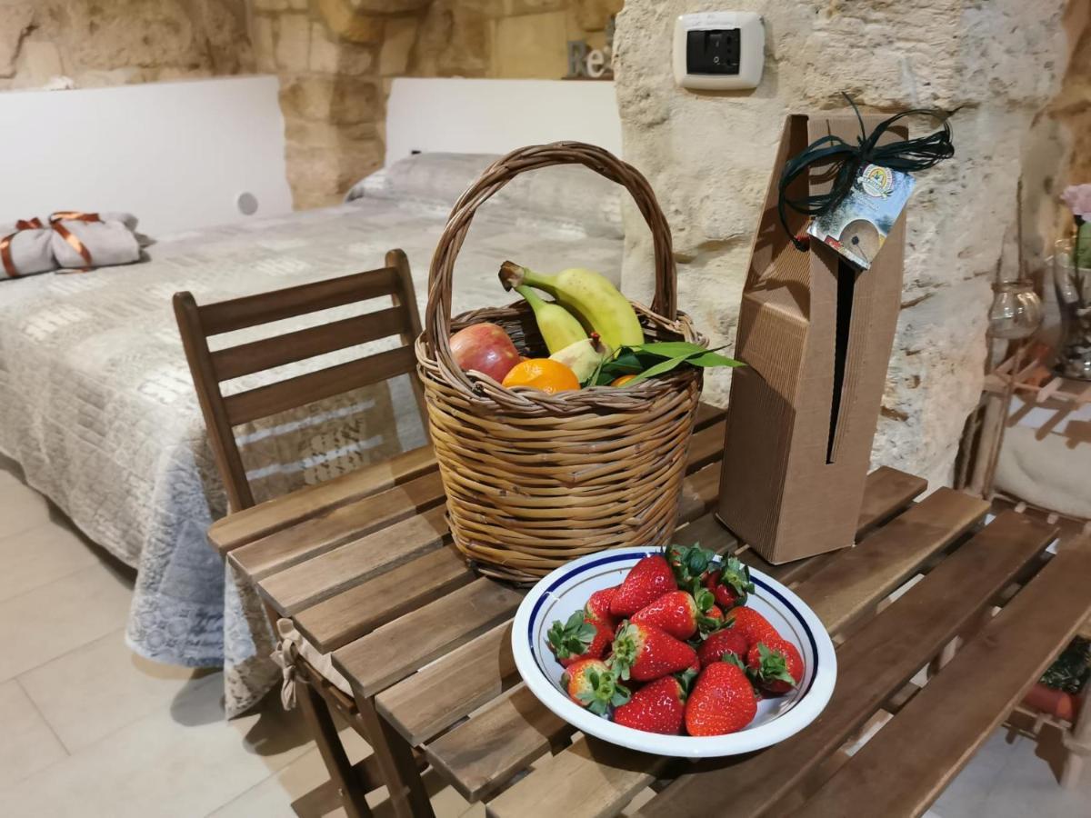 Santa Lucia Apartment Bari Kültér fotó