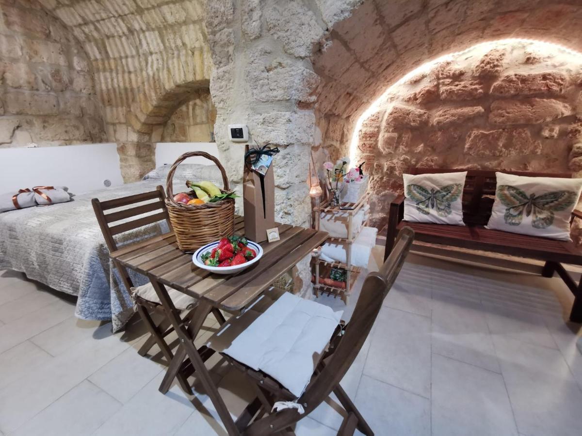 Santa Lucia Apartment Bari Kültér fotó